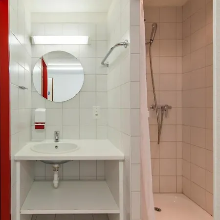 Hostel INN LODGE *