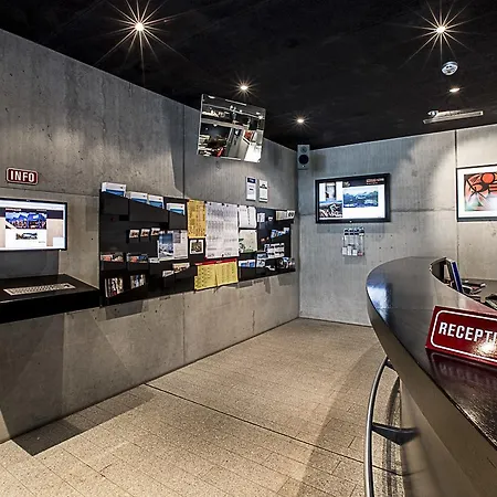 Hostel Inn Lodge Vandrarhem Celerina/Schlarigna