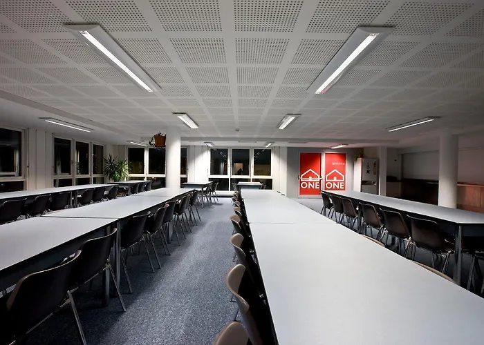 Hostel Inn Lodge Hostel Celerina/Schlarigna