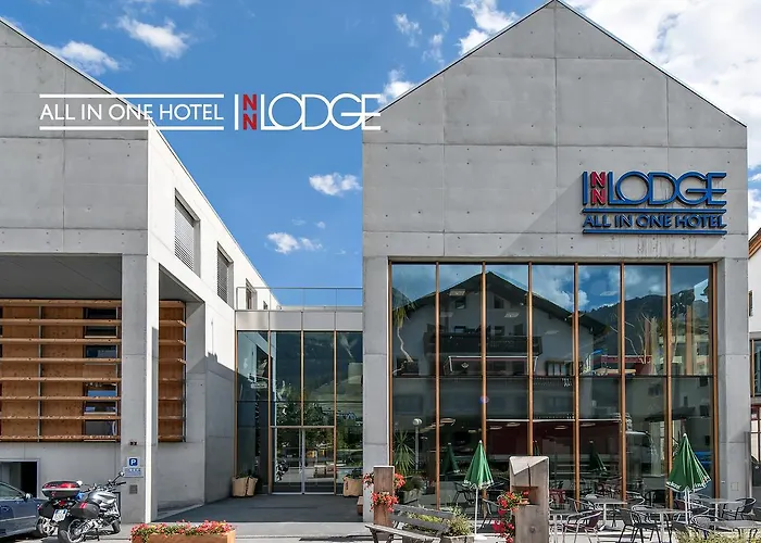 Hostel Inn Lodge 切勒里纳